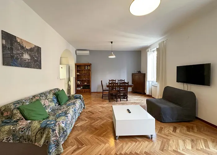 Vatican Charming Suite
